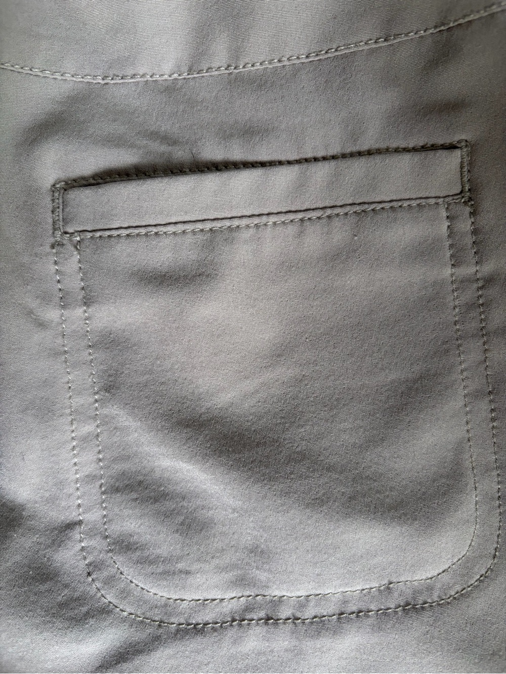 The North Face Women’s Sz. 4 Hiking Walking Shorts. Pockets. Snap & Zipper - Picture 9 of 13